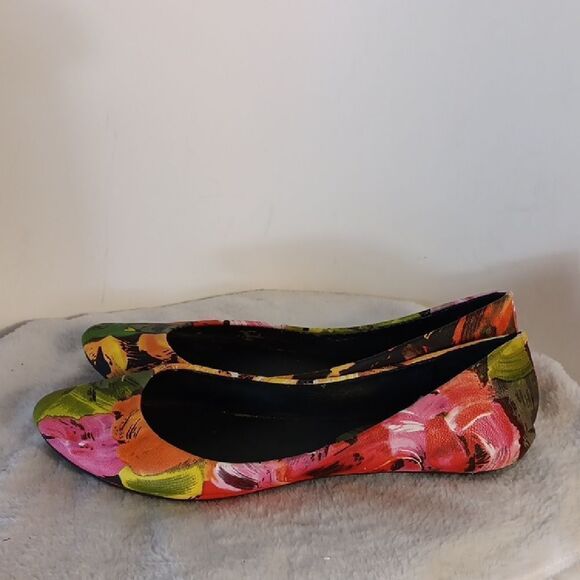 Steve Madden Floral Ballet Flats - Picture 1 of 7